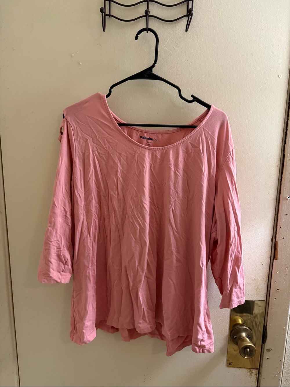 Denim 24/7 Dusty Pink Scoop Neck Long Sleeve Top